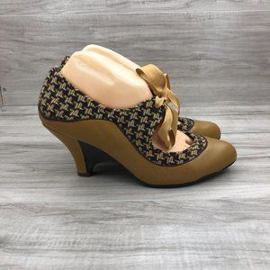 Stylish Tan and Brown Ankle Booties